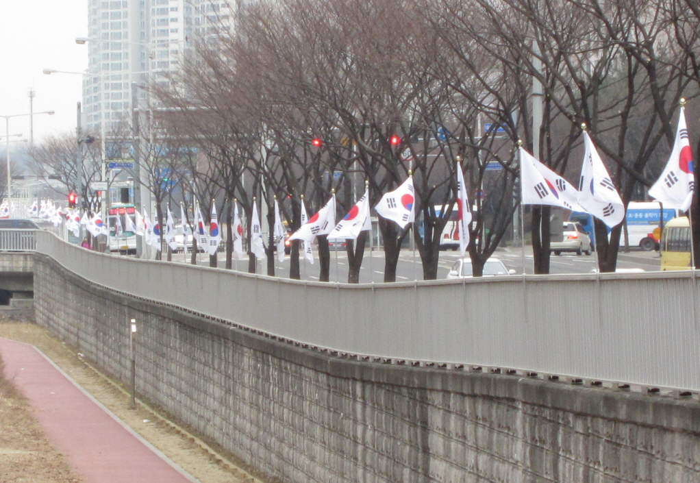 영화천변 태극기 물결